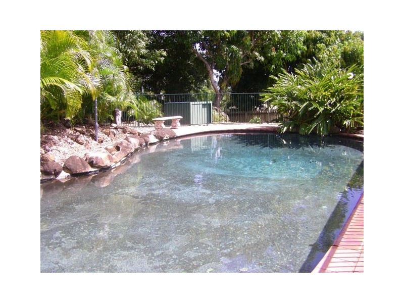 6 Florence Street, Eimeo QLD 4740