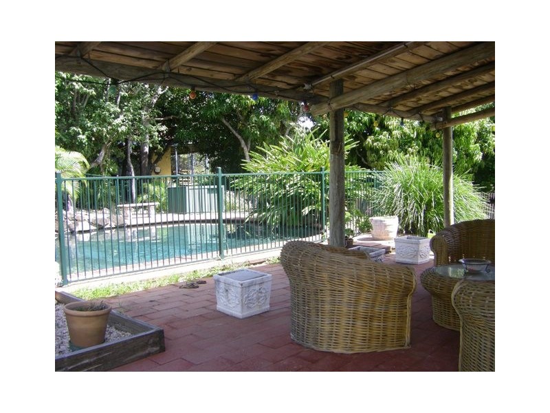 6 Florence Street, Eimeo QLD 4740