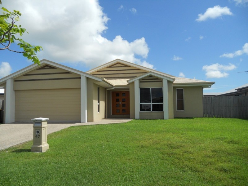47 Gingham Street, Glenella QLD 4740