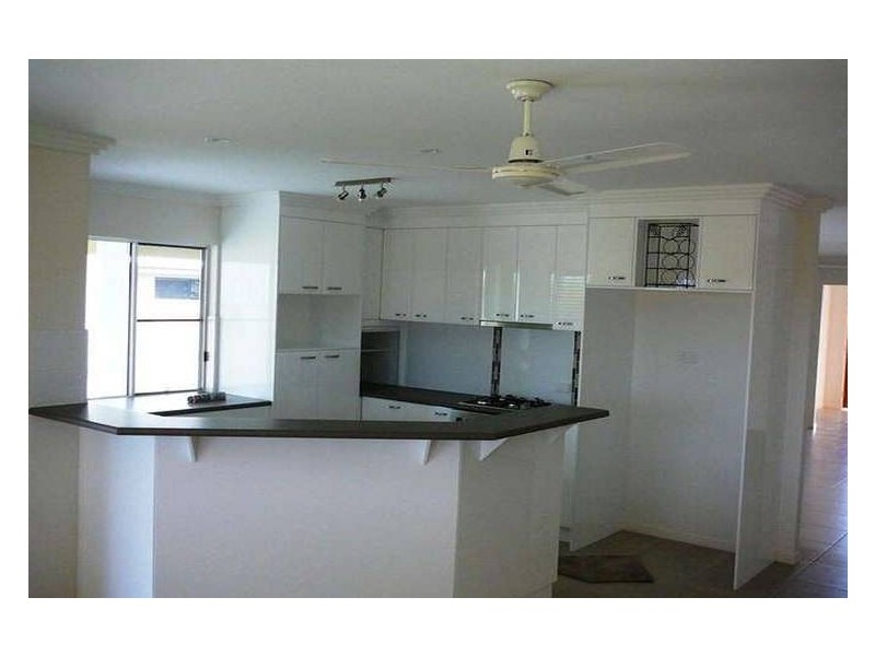 47 Gingham Street, Glenella QLD 4740