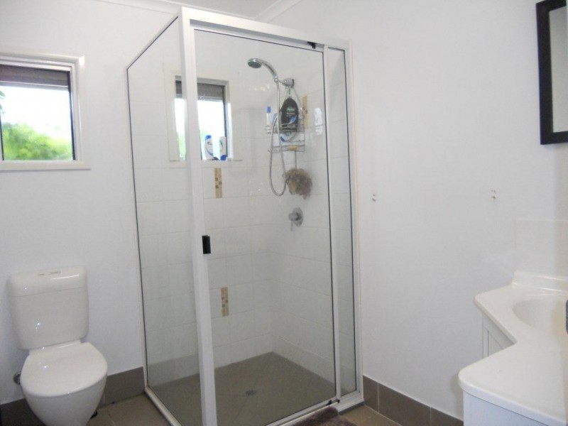 4/4 Graves Street, North Mackay QLD 4740