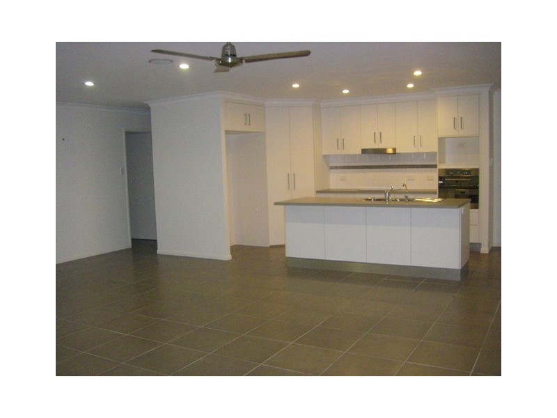 37 Turnbuckle Street, Bucasia QLD 4750