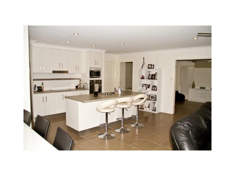 37 Turnbuckle Street, Bucasia QLD 4750