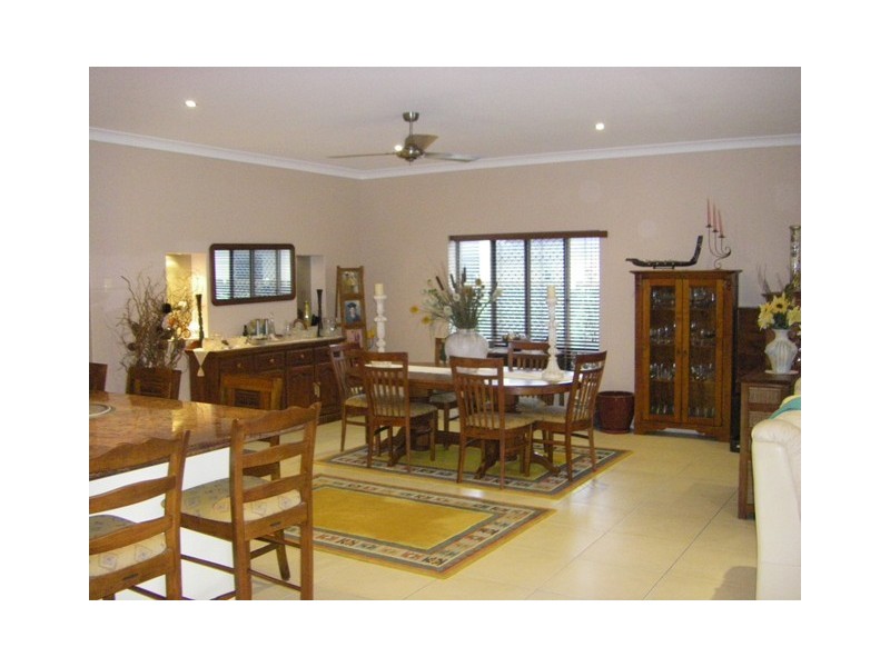 56 O’Brien Esplanade, Shoal Point QLD 4750