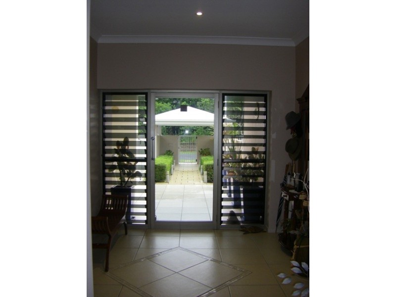 56 O’Brien Esplanade, Shoal Point QLD 4750