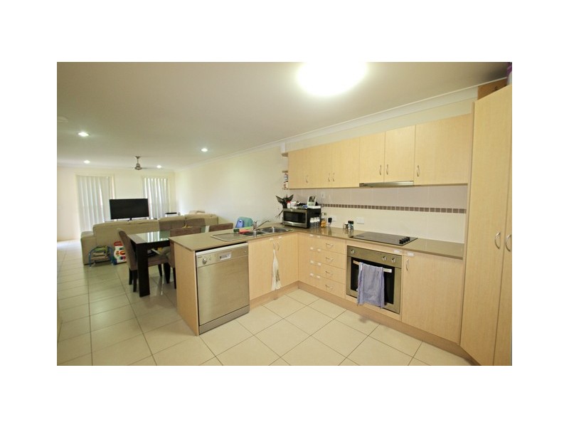 23 Whitehaven, Blacks Beach QLD 4740