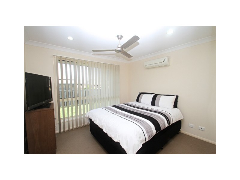 23 Whitehaven, Blacks Beach QLD 4740