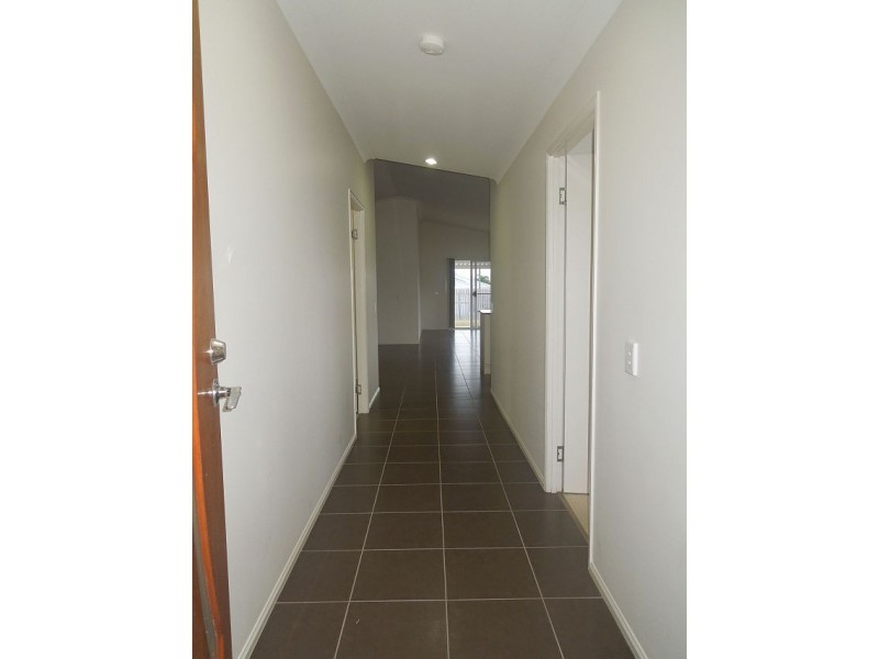 9 Crestview Crescent, Bucasia QLD 4750