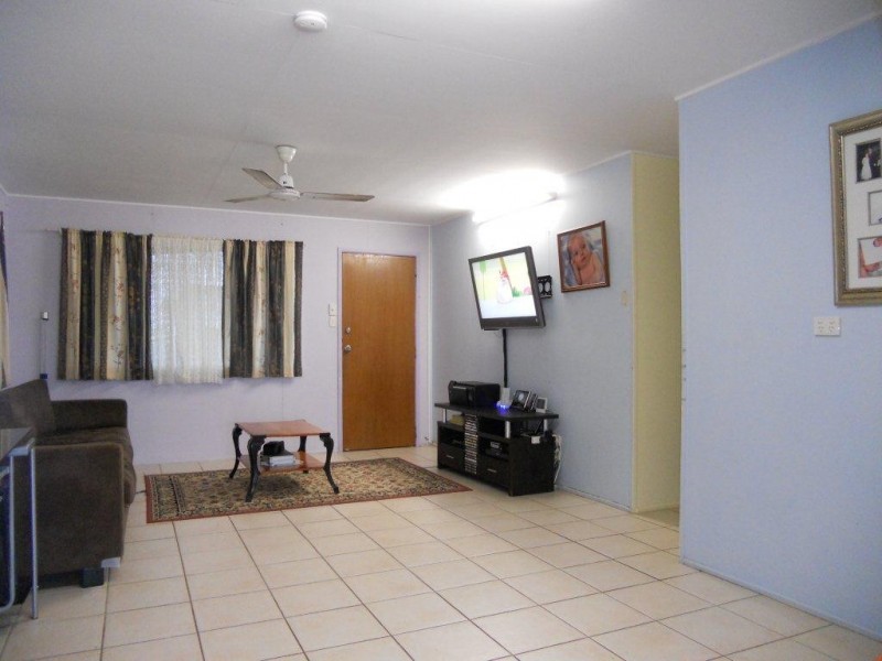 5 Holmes Drive, Beaconsfield QLD 4740