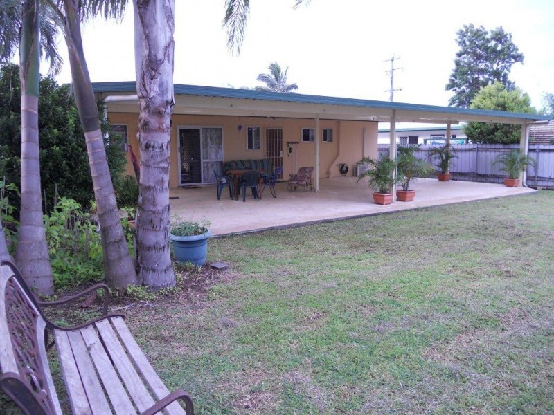5 Holmes Drive, Beaconsfield QLD 4740