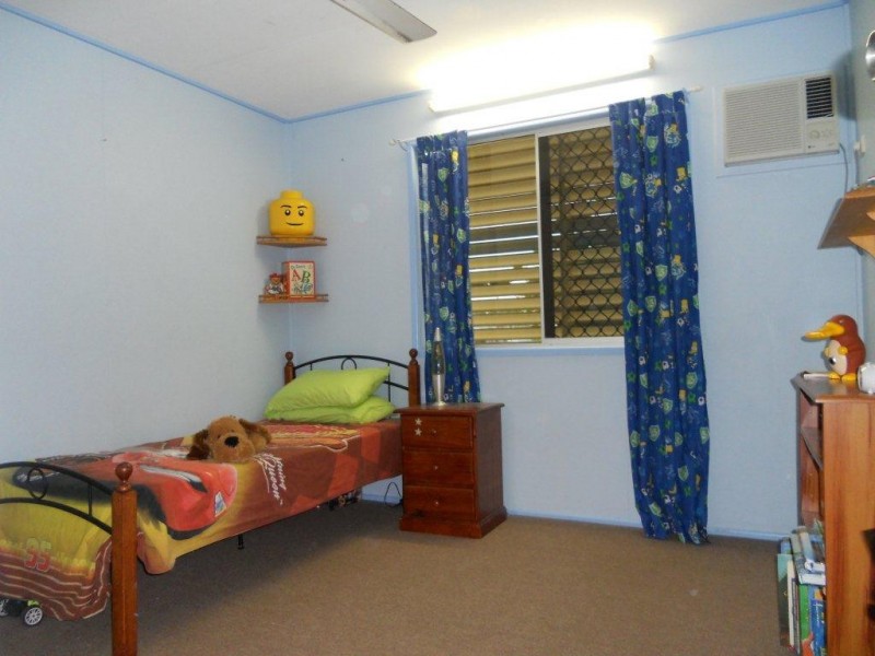 5 Holmes Drive, Beaconsfield QLD 4740