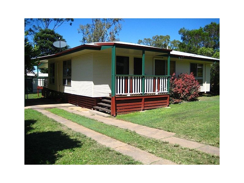 9 Lawson Drive, Moranbah QLD 4744