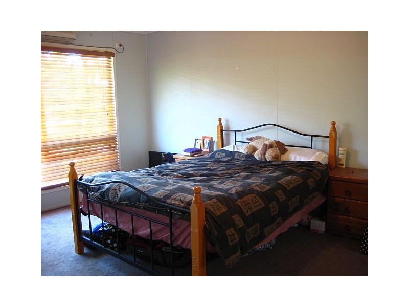 9 Lawson Drive, Moranbah QLD 4744