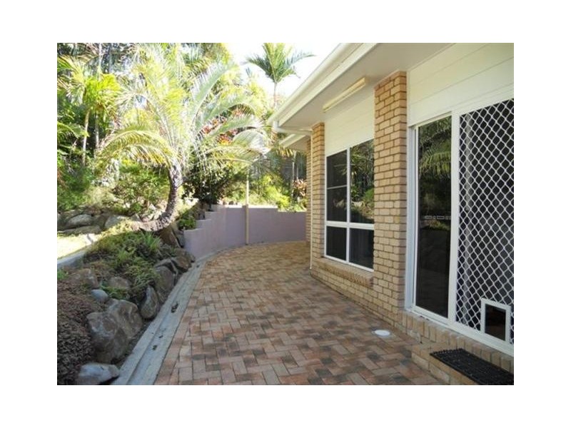 10 Lyn Court, Beaconsfield QLD 4740