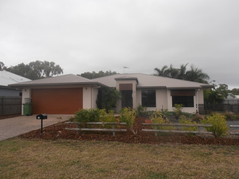 42 Corella Way, Blacks Beach QLD 4740