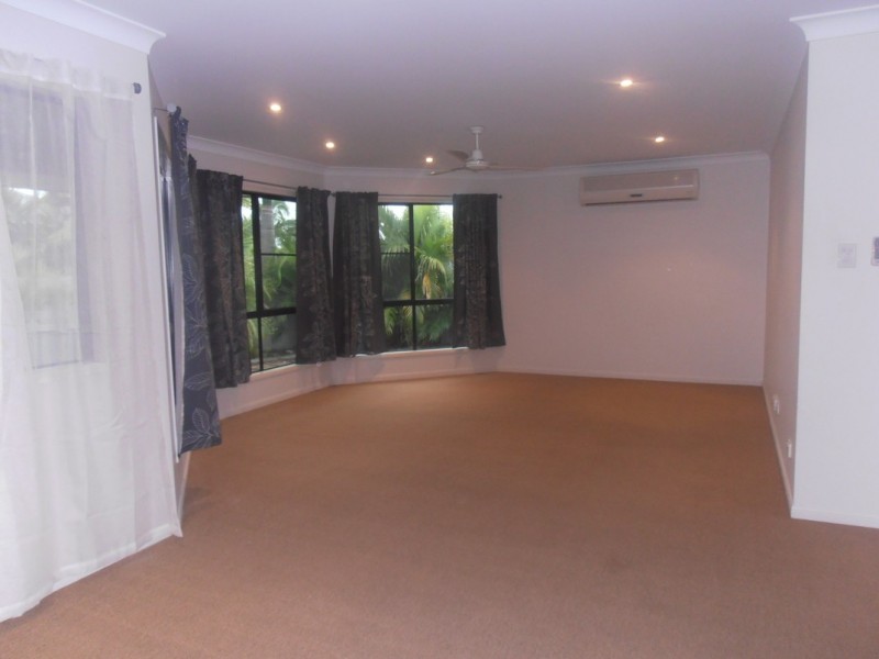 42 Corella Way, Blacks Beach QLD 4740