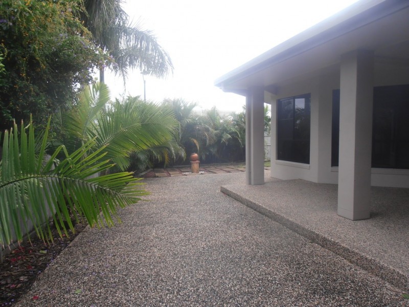 42 Corella Way, Blacks Beach QLD 4740