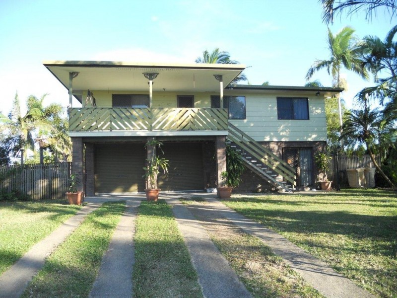 9 Telina Drive, Beaconsfield QLD 4740