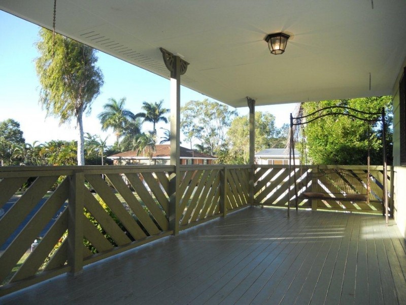 9 Telina Drive, Beaconsfield QLD 4740