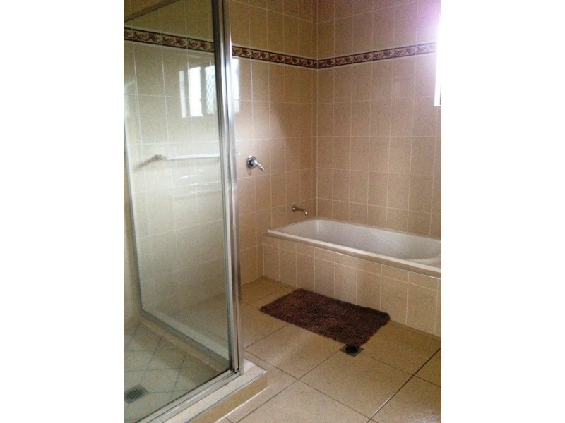 5 Porpoise Place, Andergrove QLD 4740