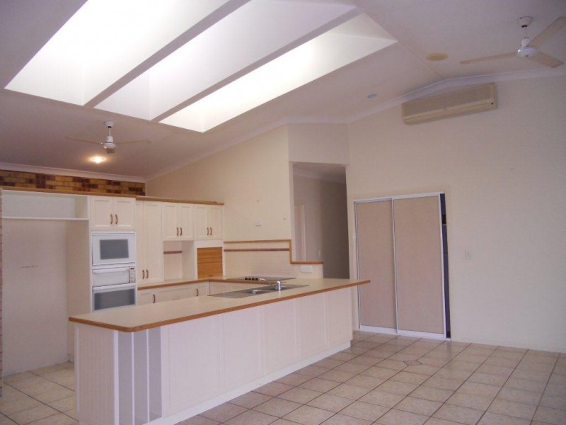 39 Danastas Avenue, Eimeo QLD 4740