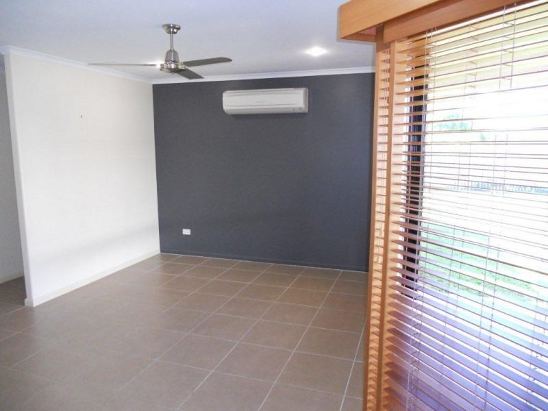 22 Eva Parade, Glenella QLD 4740