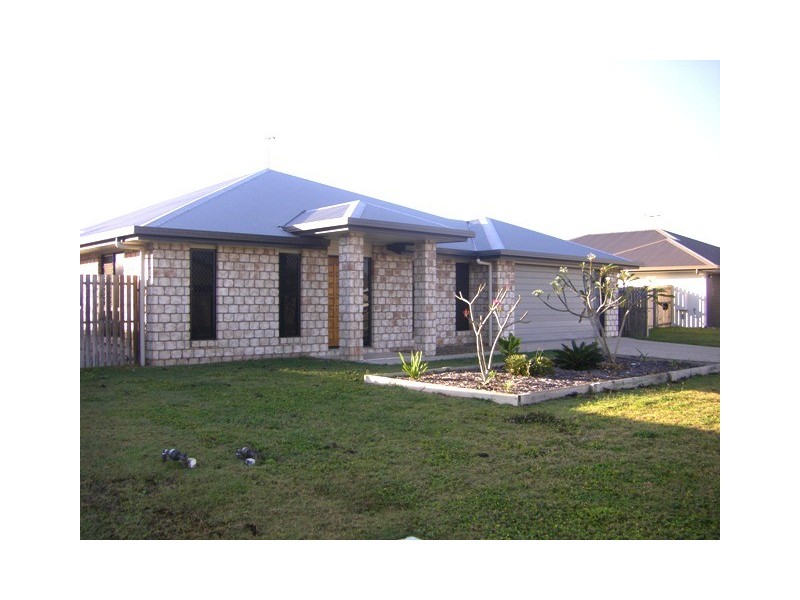 5 Turnbuckle Street, Bucasia QLD 4750