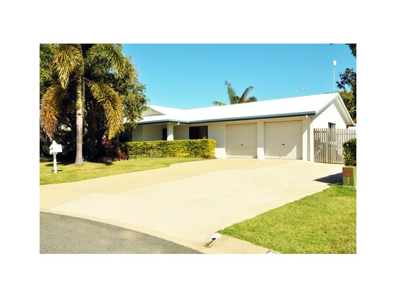 7 Hammer Street, Slade Point QLD 4740