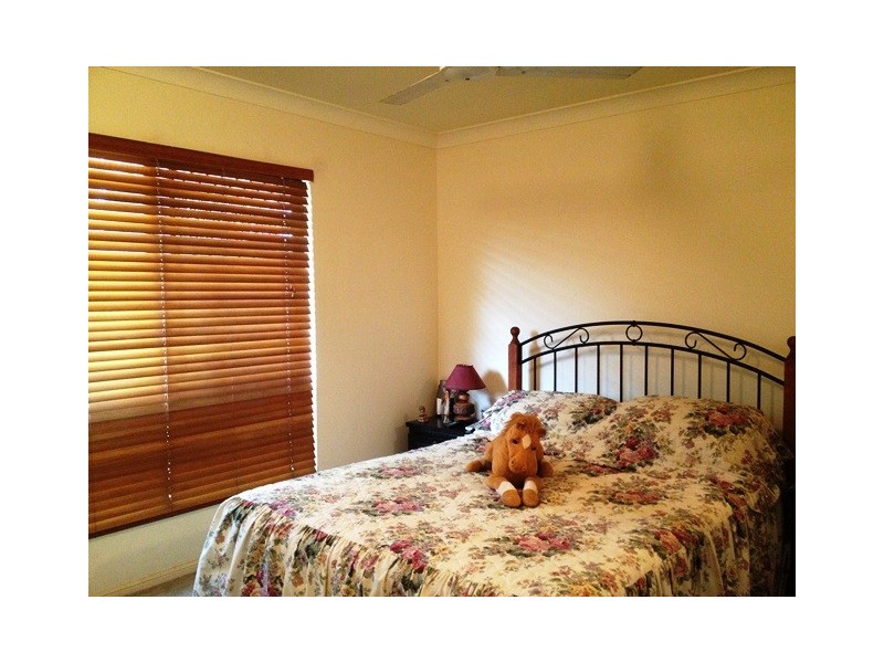 7 Hammer Street, Slade Point QLD 4740