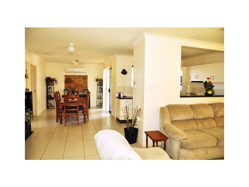 7 Hammer Street, Slade Point QLD 4740