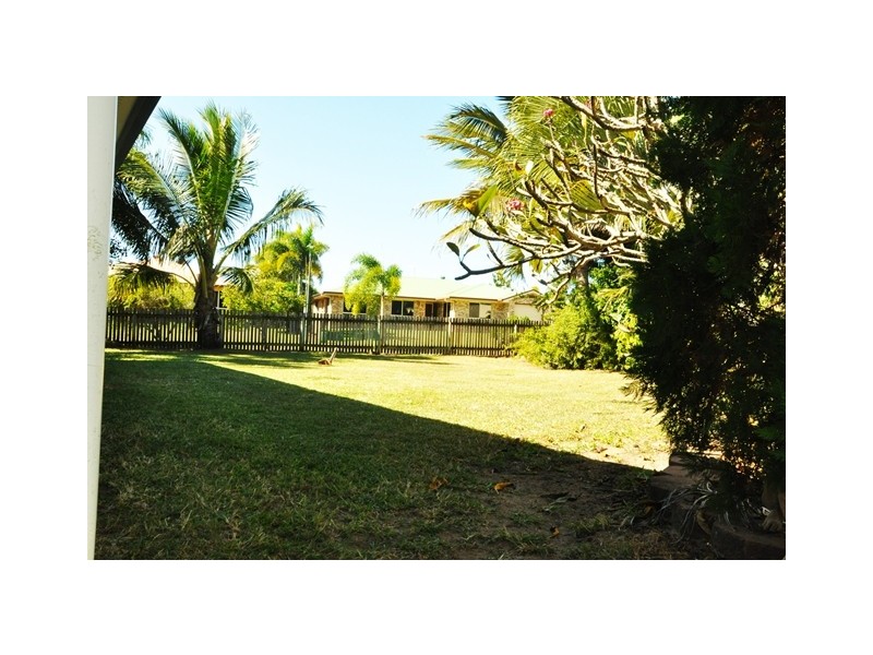 7 Hammer Street, Slade Point QLD 4740