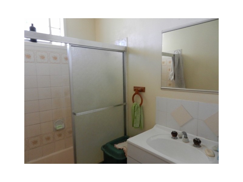 8 Flinders Court, Bakers Creek QLD 4740