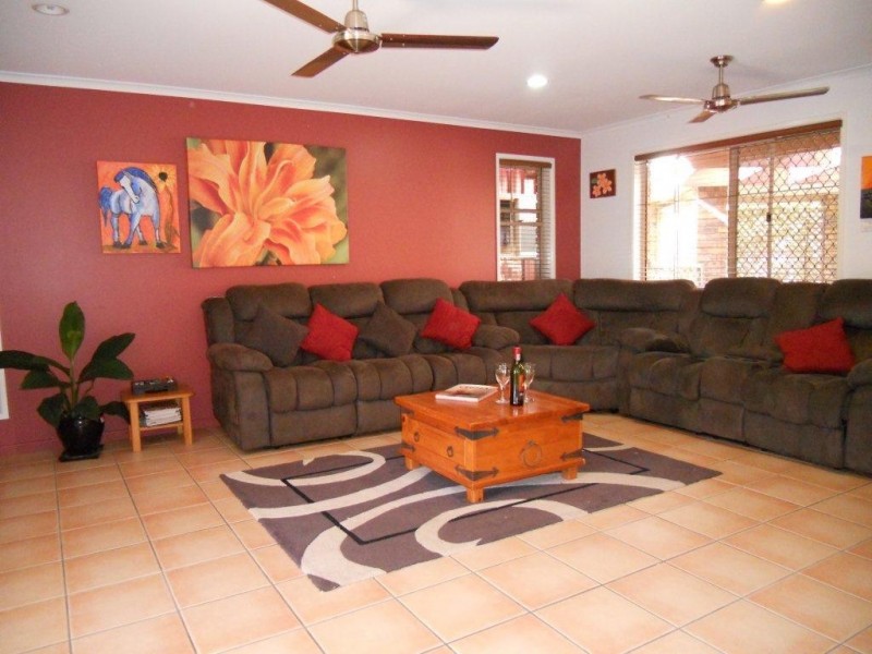 14 Cambridge Avenue, Andergrove QLD 4740