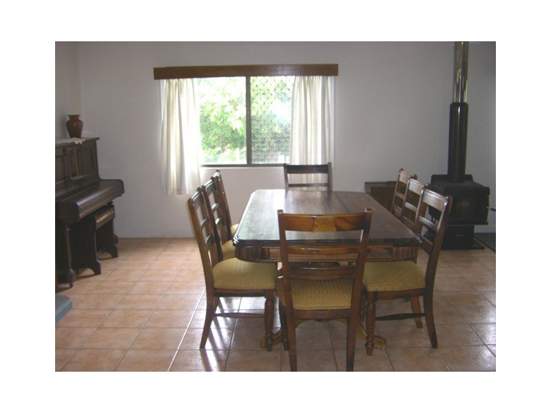 6 Hampden Crt, Hampden QLD 4741