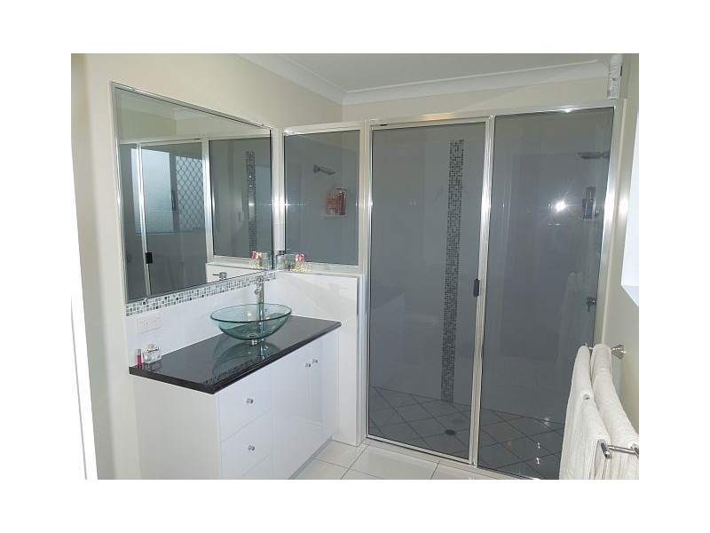 20 Seafarer Court, Blacks Beach QLD 4740