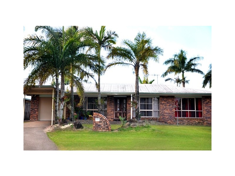 17 Edinburgh Place, Beaconsfield QLD 4740