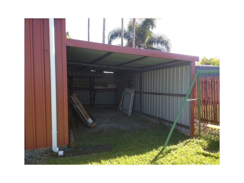 17 Edinburgh Place, Beaconsfield QLD 4740