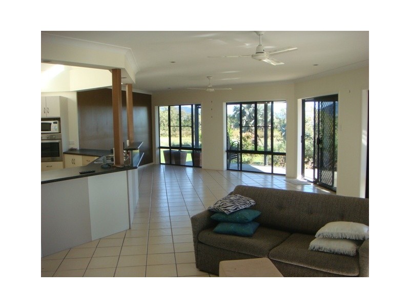 1 Stoney Creek Road, Eton QLD 4741