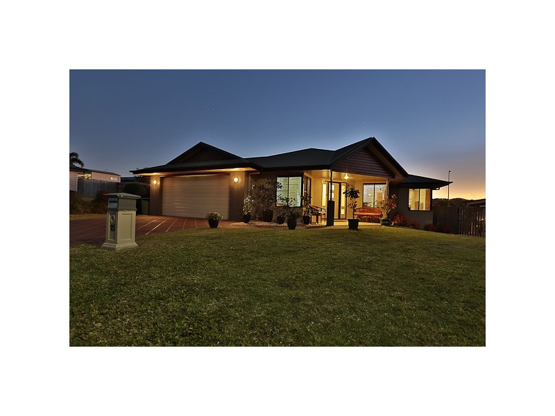 15 Cooper Court, Rural View QLD 4740