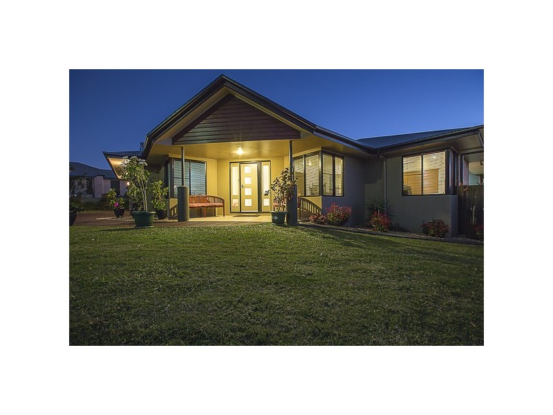 15 Cooper Court, Rural View QLD 4740