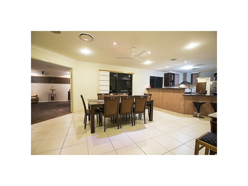 15 Cooper Court, Rural View QLD 4740