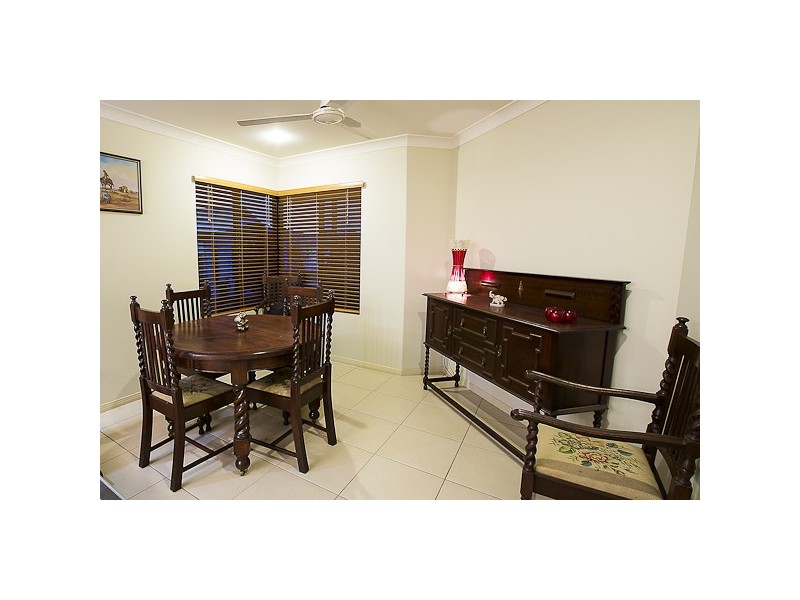 15 Cooper Court, Rural View QLD 4740