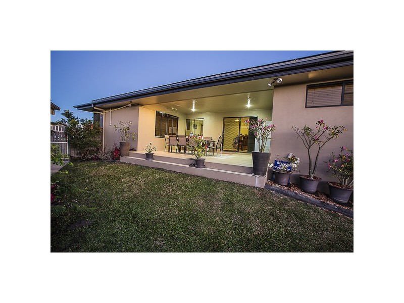15 Cooper Court, Rural View QLD 4740