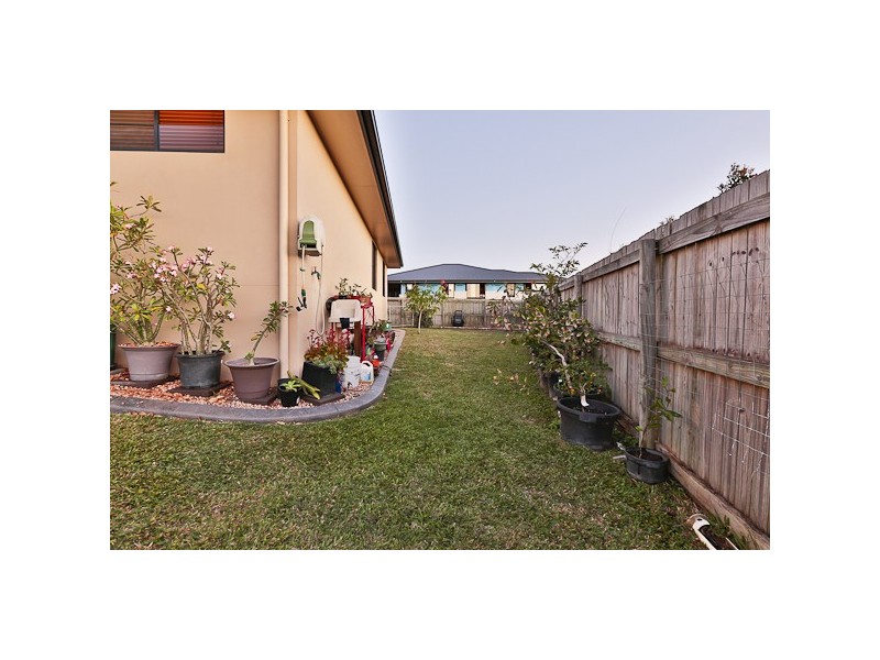 15 Cooper Court, Rural View QLD 4740