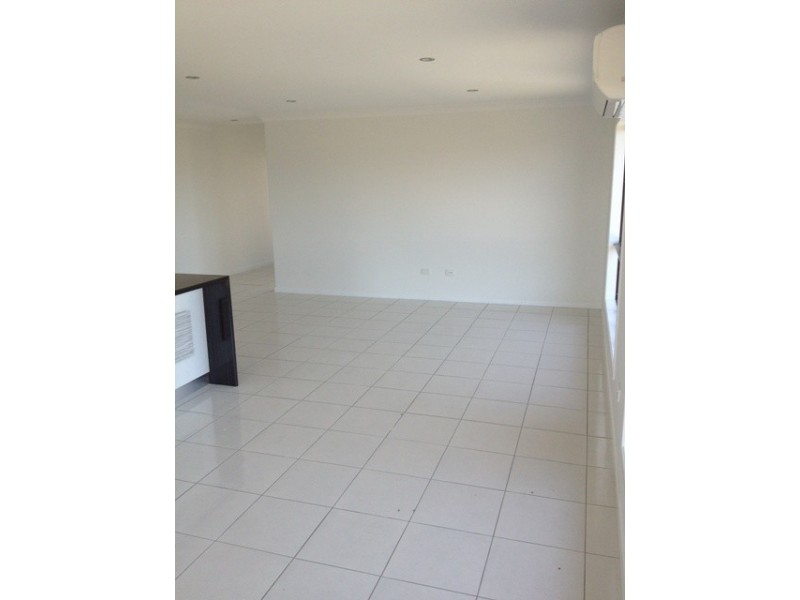 62 Montgomery Street, Rural View QLD 4740