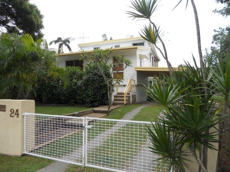 24 Gladstone Street, Eimeo QLD 4740