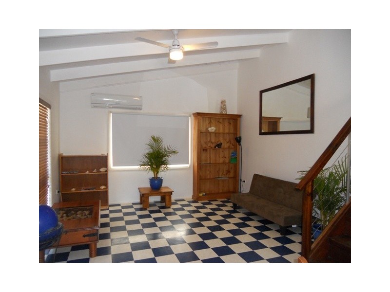 24 Gladstone Street, Eimeo QLD 4740