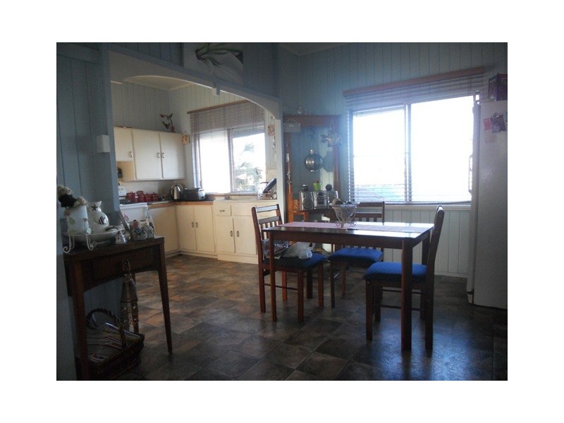 9 Steen Street, South Mackay QLD 4740