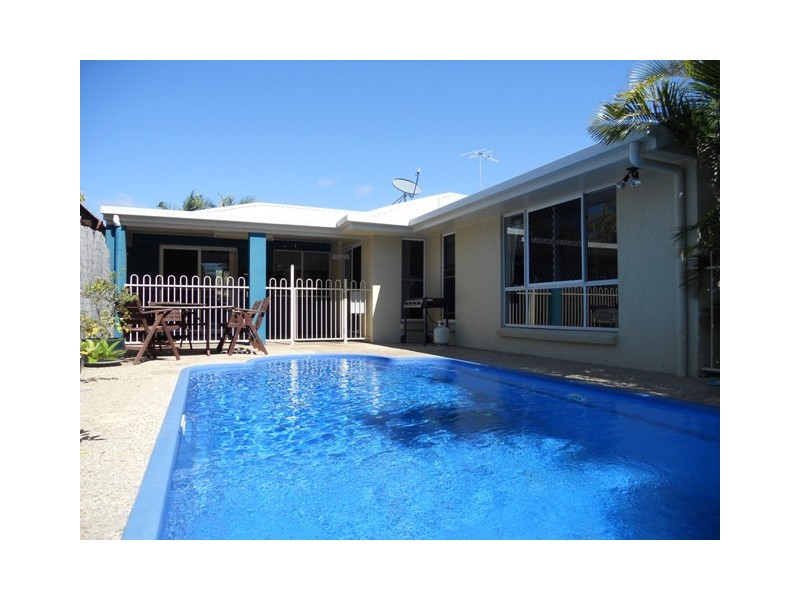 28 Michelle Crescent, Bucasia QLD 4750