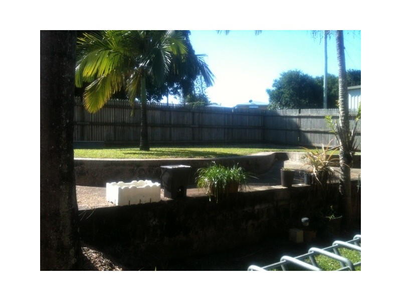 Unit 1and2 18 Meyer Street, Mount Pleasant QLD 4740